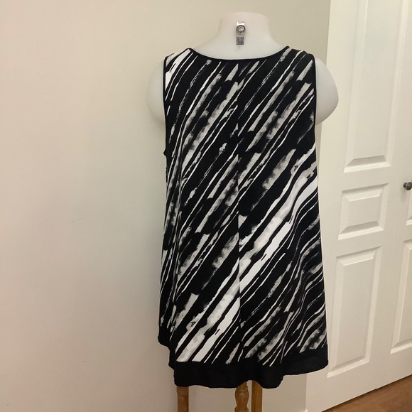Pennington’s Flowy Sleeveless Top XL 39/40 bust - Picture 6 of 12
